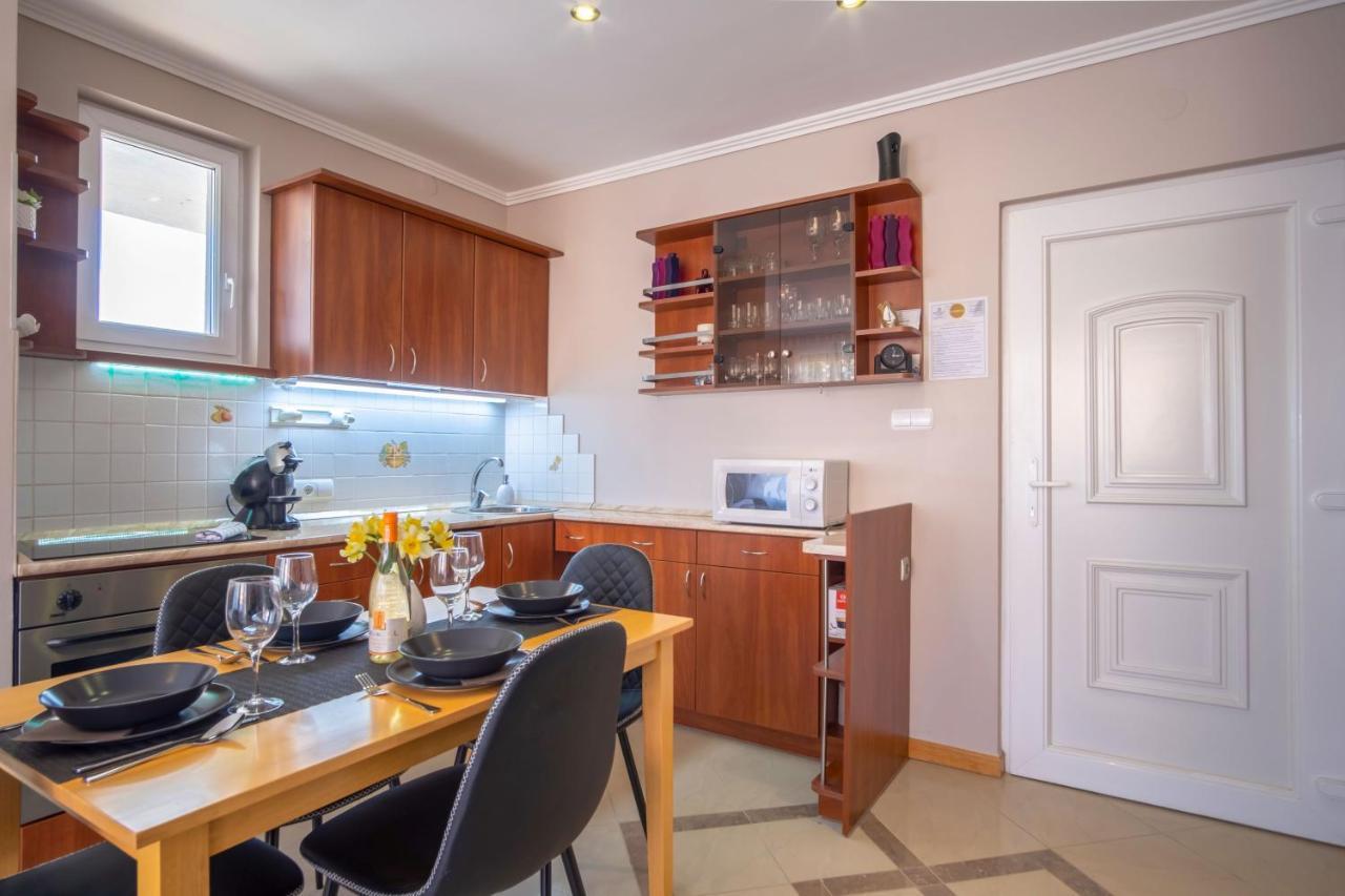 Myflat Belvedere Apartment Siofok Luaran gambar